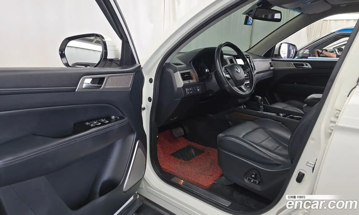 SsangYong Rexton 2017 2.2 автомат (гидро), фото 13 SsangYong Rexton 2017 2.2 автомат (гидро), фото 13