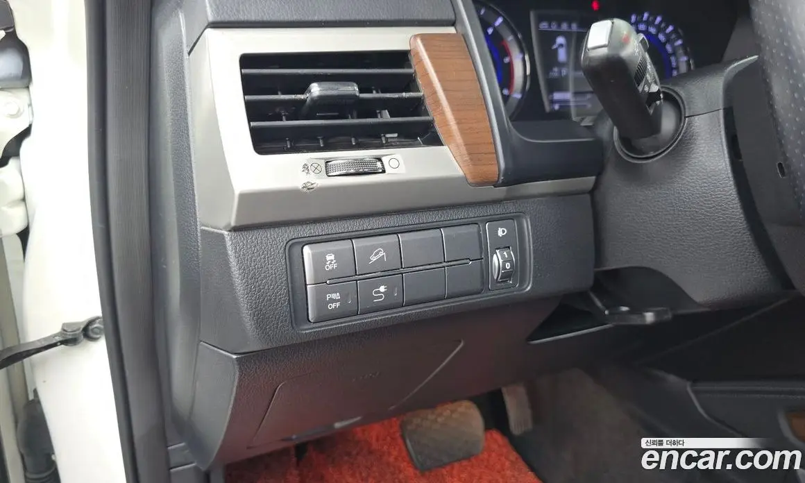 SsangYong Rexton 2017 2.2 автомат (гидро), фото 21 SsangYong Rexton 2017 2.2 автомат (гидро), фото 21