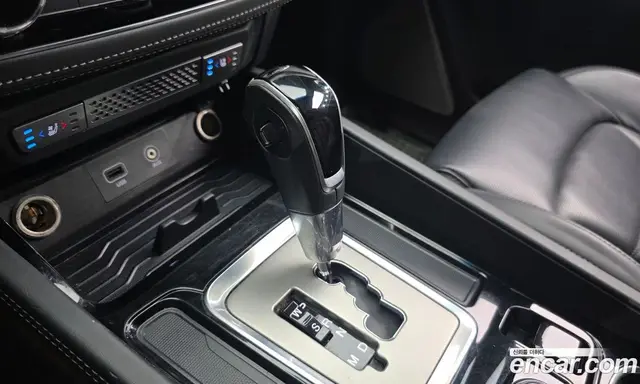 SsangYong Rexton 2018 2.2 автомат (гидро), миниатюра 9 SsangYong Rexton 2018 2.2 автомат (гидро), миниатюра 9