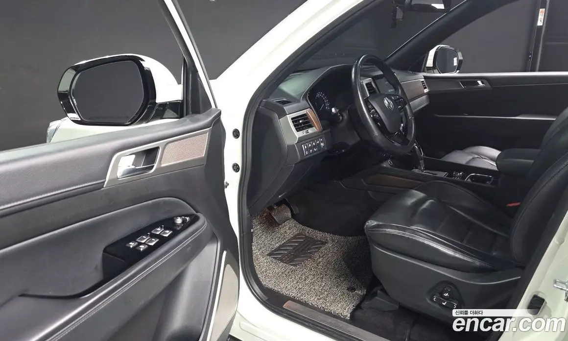 SsangYong Rexton 2018 2.2 автомат (гидро), фото 10 SsangYong Rexton 2018 2.2 автомат (гидро), фото 10