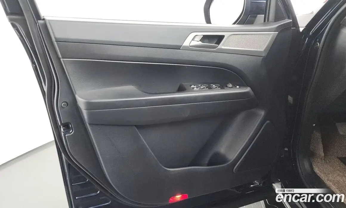 SsangYong Rexton 2019 2.2 механика, фото 14 SsangYong Rexton 2019 2.2 механика, фото 14