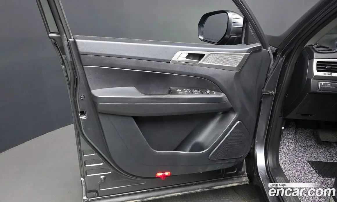 SsangYong Rexton 2019 2.2 автомат (гидро), фото 13 SsangYong Rexton 2019 2.2 автомат (гидро), фото 13