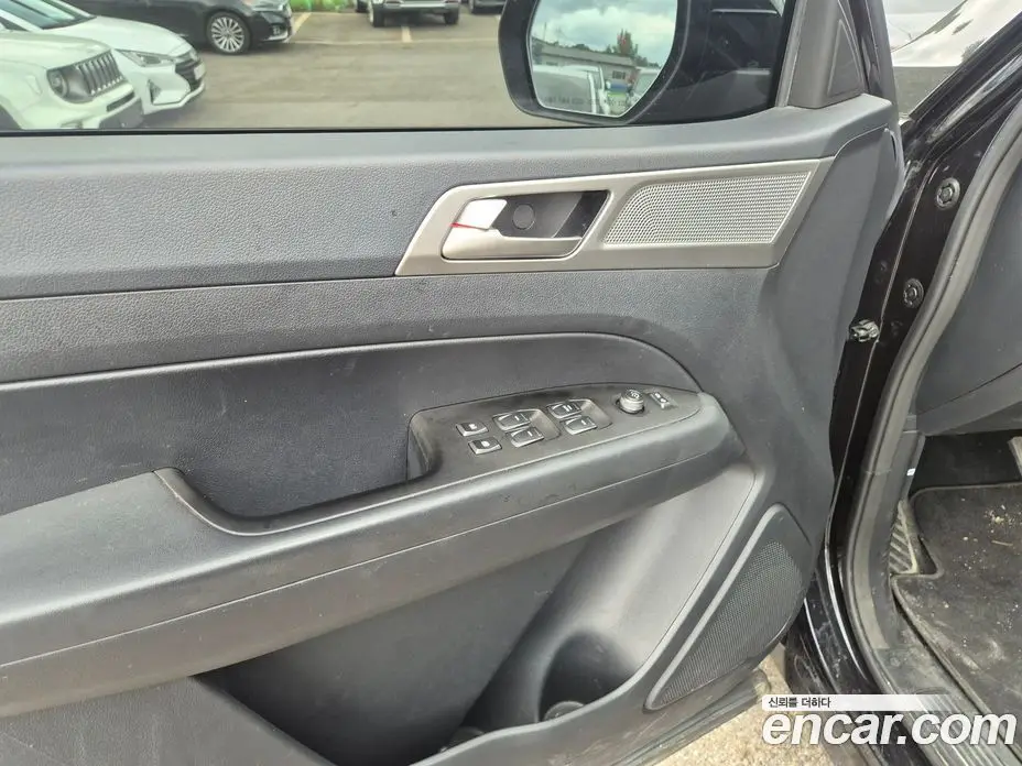 SsangYong Rexton 2019 2.2 автомат (гидро), фото 16 SsangYong Rexton 2019 2.2 автомат (гидро), фото 16