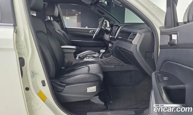 SsangYong Rexton 2021 2.2 автомат (гидро), миниатюра 11 SsangYong Rexton 2021 2.2 автомат (гидро), миниатюра 11