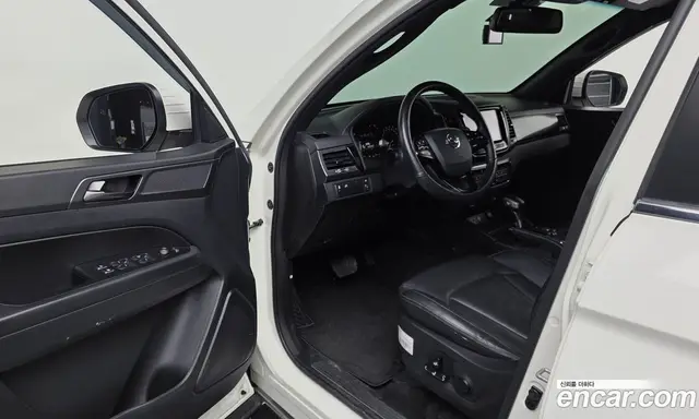SsangYong Rexton 2021 2.2 автомат (гидро), миниатюра 10 SsangYong Rexton 2021 2.2 автомат (гидро), миниатюра 10