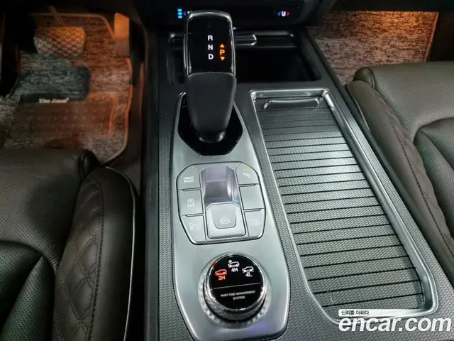 SsangYong Rexton 2021 2.2 автомат (гидро), миниатюра 9 SsangYong Rexton 2021 2.2 автомат (гидро), миниатюра 9