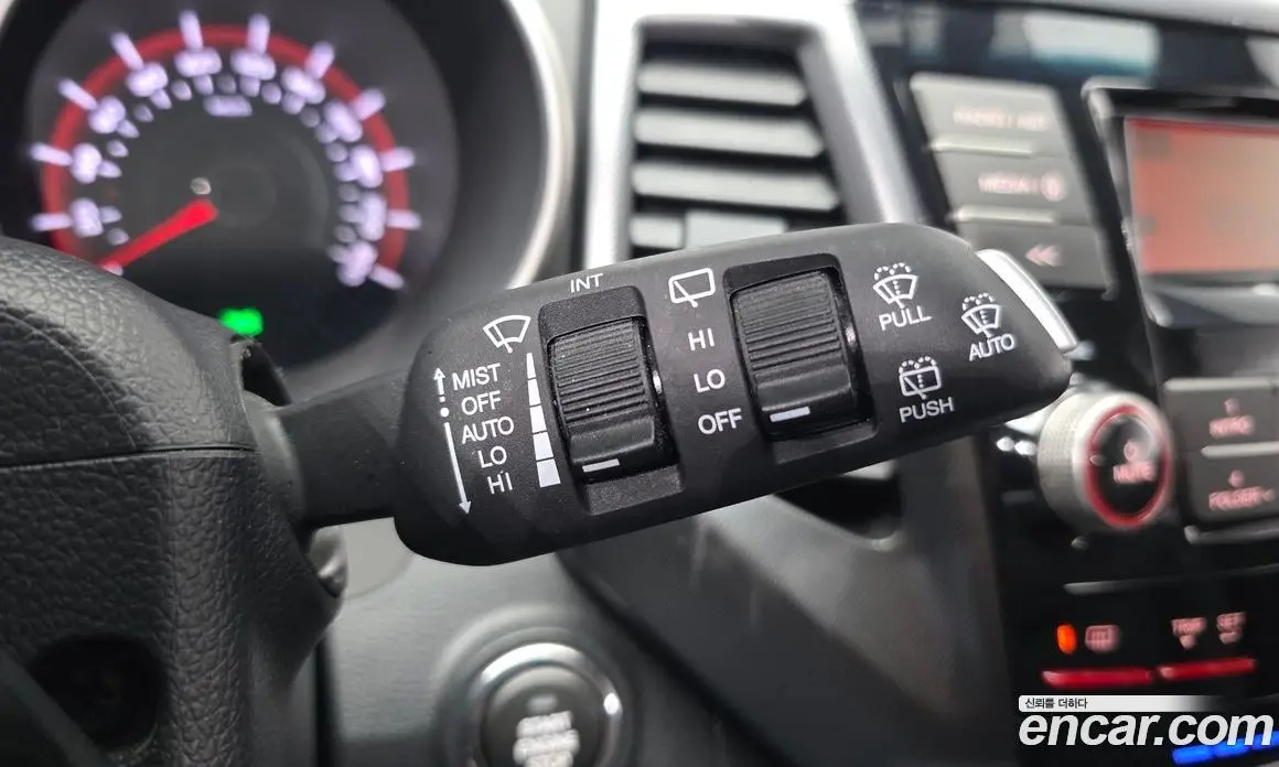 SsangYong TIBOLI 2017 1.6 автомат (гидро), фото 15 SsangYong TIBOLI 2017 1.6 автомат (гидро), фото 15