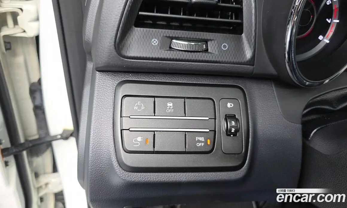 SsangYong TIBOLI 2017 1.6 автомат (гидро), фото 19 SsangYong TIBOLI 2017 1.6 автомат (гидро), фото 19