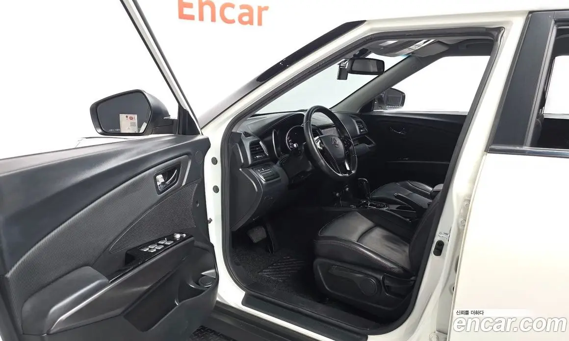 SsangYong TIBOLI 2018 1.6 автомат (гидро), фото 13