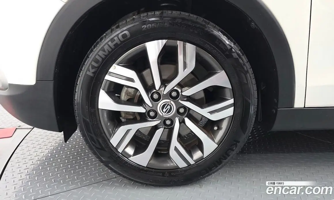 SsangYong TIBOLI 2018 1.6 автомат (гидро), фото 5