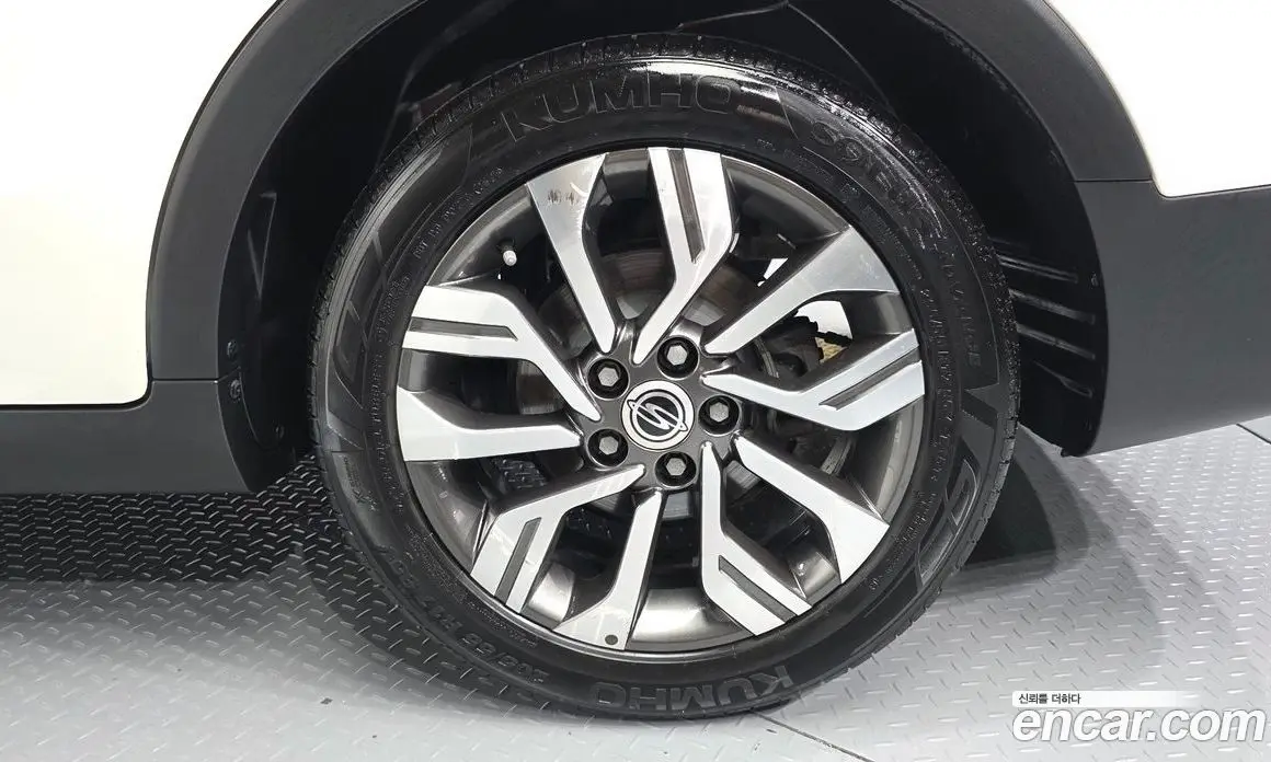 SsangYong TIBOLI 2018 1.6 автомат (гидро), фото 7