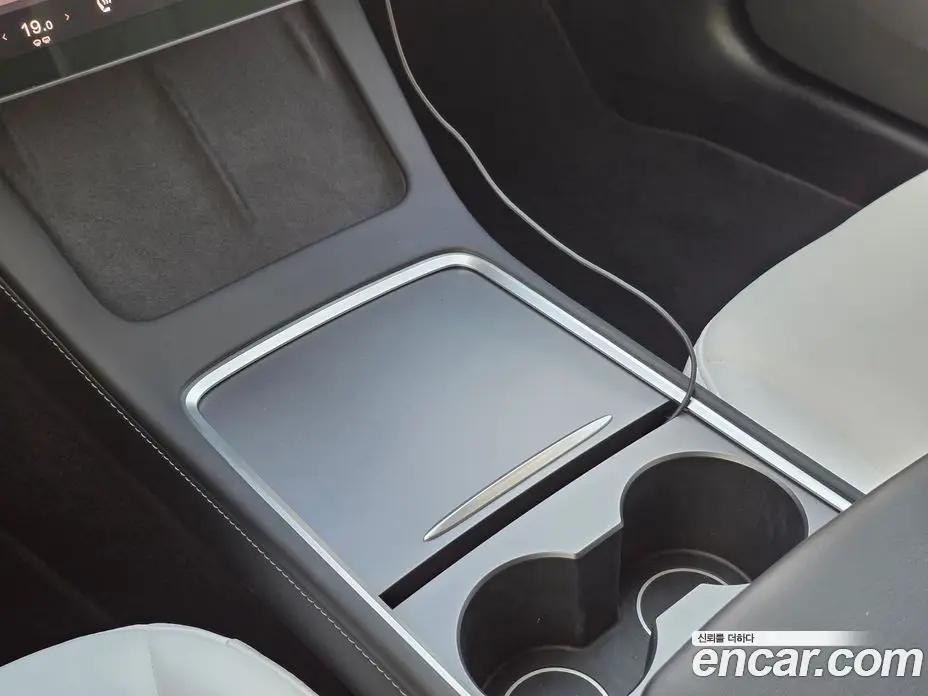 Tesla Model 3 2022 автомат (гидро), фото 14 Tesla Model 3 2022 автомат (гидро), фото 14