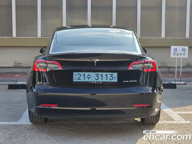 Tesla Model 3 2022 автомат (гидро), миниатюра 4 Tesla Model 3 2022 автомат (гидро), миниатюра 4