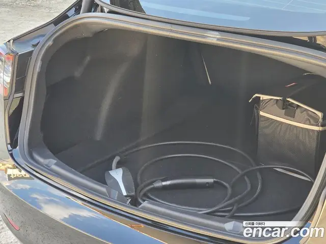 Tesla Model 3 2022 автомат (гидро), миниатюра 6 Tesla Model 3 2022 автомат (гидро), миниатюра 6