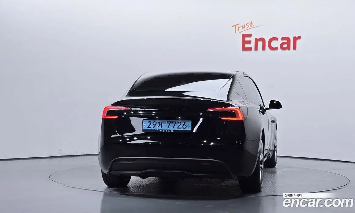 Tesla Model 3 2024 0.2 автомат (гидро), фото 4 Tesla Model 3 2024 0.2 автомат (гидро), фото 4