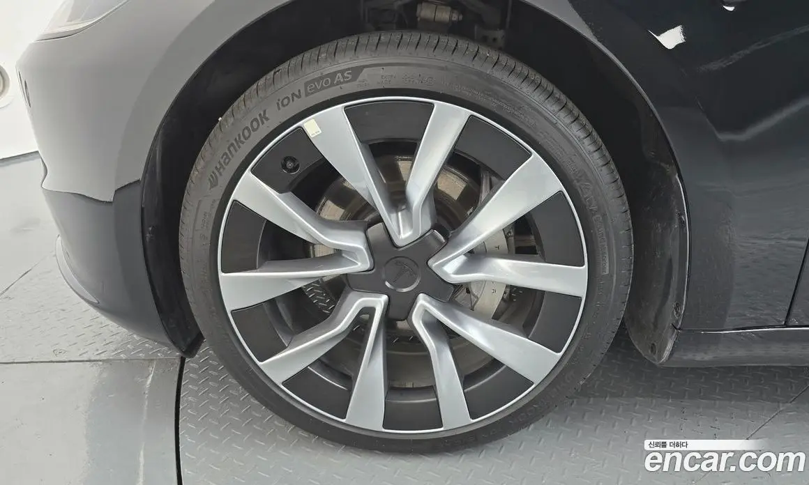 Tesla Model 3 2024 0.2 автомат (гидро), фото 5 Tesla Model 3 2024 0.2 автомат (гидро), фото 5