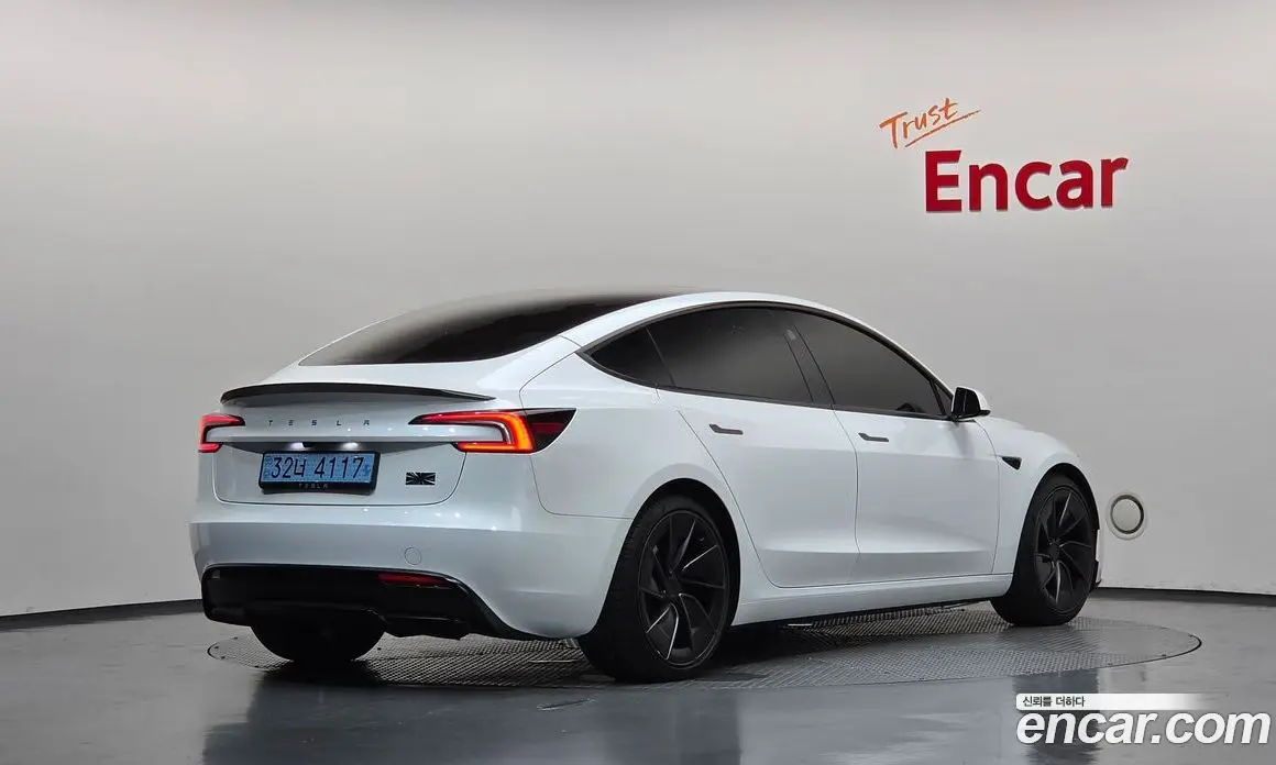 Tesla Model 3 2026 0.2 автомат (гидро), фото 2 Tesla Model 3 2026 0.2 автомат (гидро), фото 2