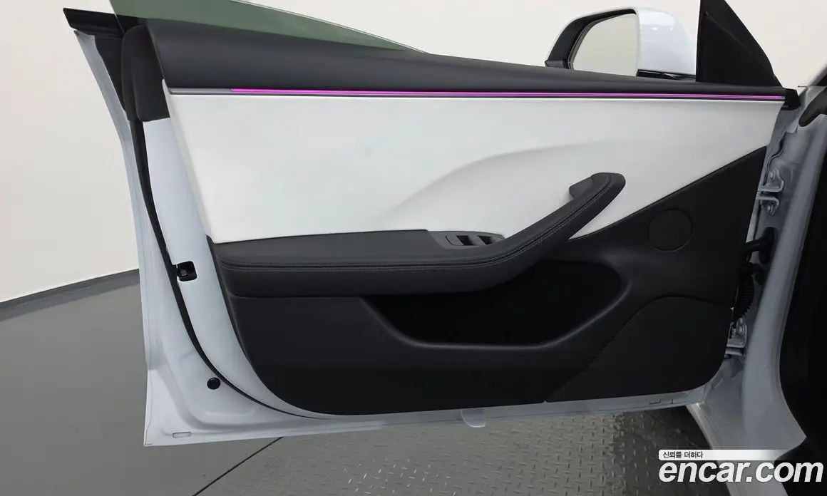 Tesla Model 3 2026 0.2 автомат (гидро), фото 14 Tesla Model 3 2026 0.2 автомат (гидро), фото 14