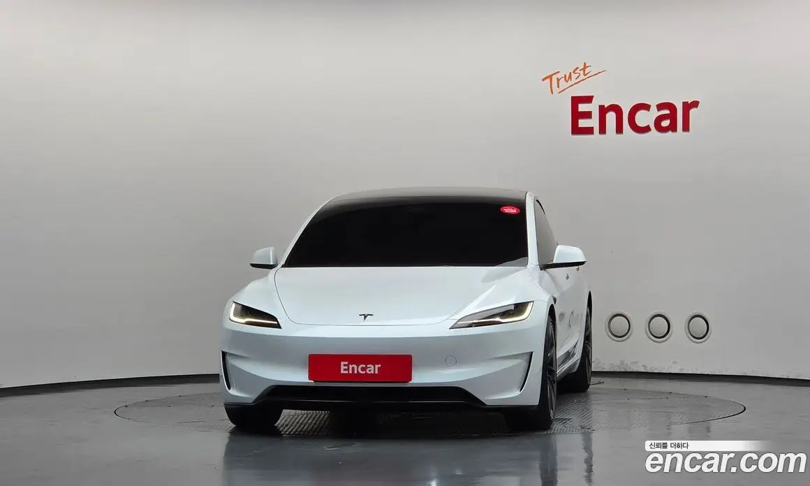 Tesla Model 3 2026 0.2 автомат (гидро), фото 3 Tesla Model 3 2026 0.2 автомат (гидро), фото 3