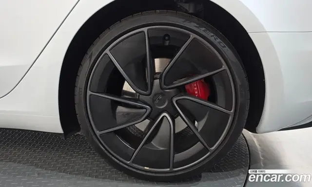 Tesla Model 3 2026 0.2 автомат (гидро), миниатюра 7 Tesla Model 3 2026 0.2 автомат (гидро), миниатюра 7