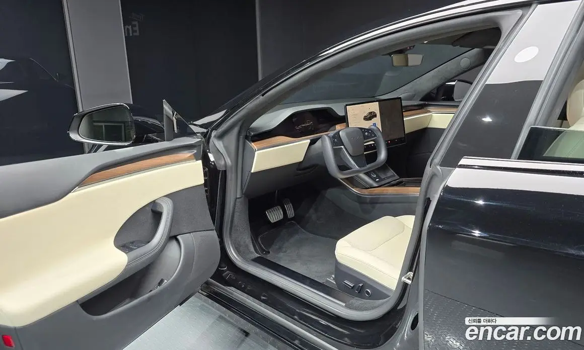 Tesla Model S 2023 0.3 автомат (гидро), фото 14 Tesla Model S 2023 0.3 автомат (гидро), фото 14