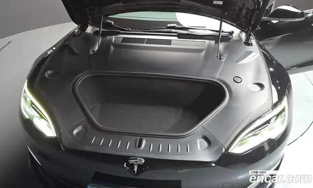Tesla Model S 2023 0.3 автомат (гидро), миниатюра 6 Tesla Model S 2023 0.3 автомат (гидро), миниатюра 6