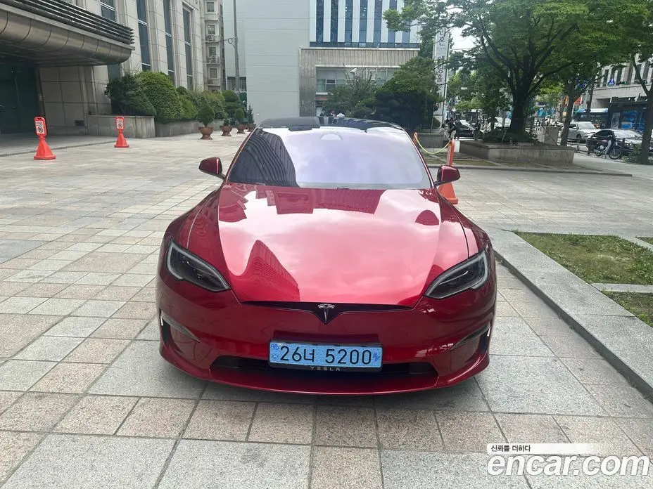 Tesla Model S 2024 автомат (гидро), фото 1 Tesla Model S 2024 автомат (гидро), фото 1