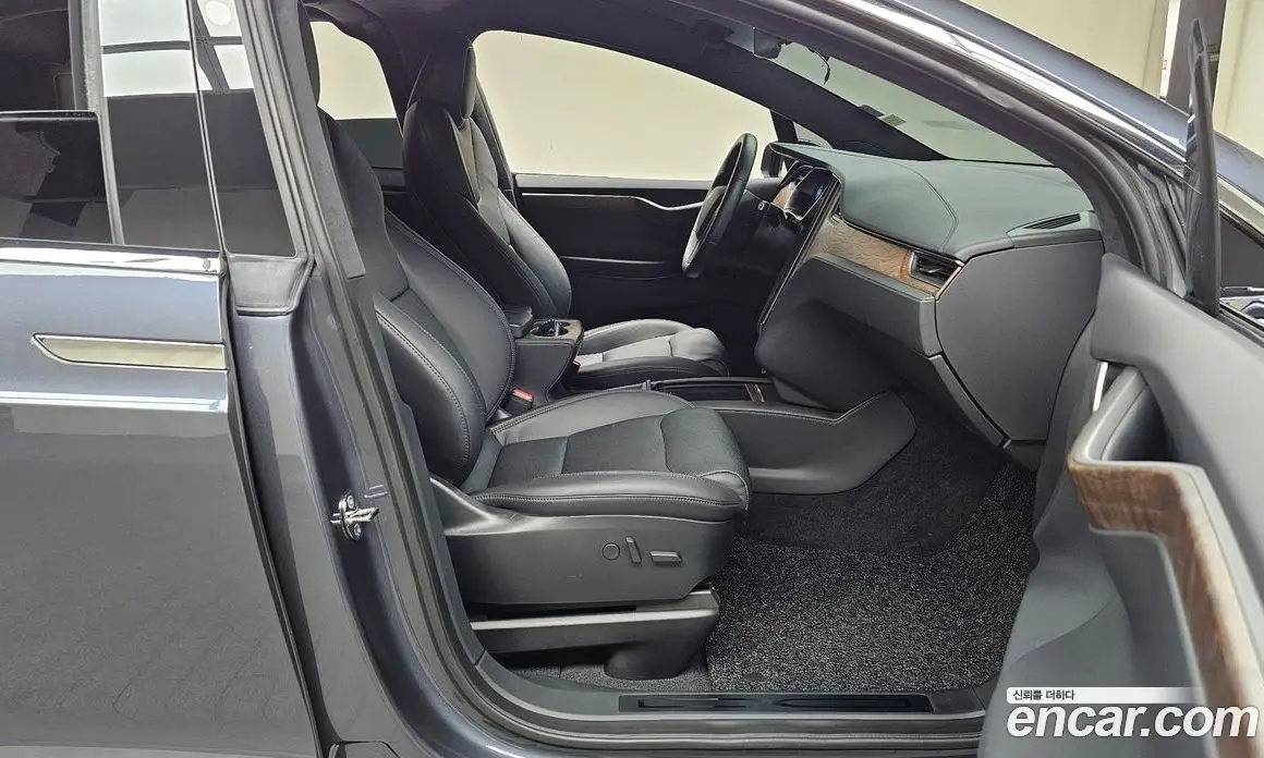 Tesla Model X 2020 0.3 автомат (гидро), фото 15 Tesla Model X 2020 0.3 автомат (гидро), фото 15