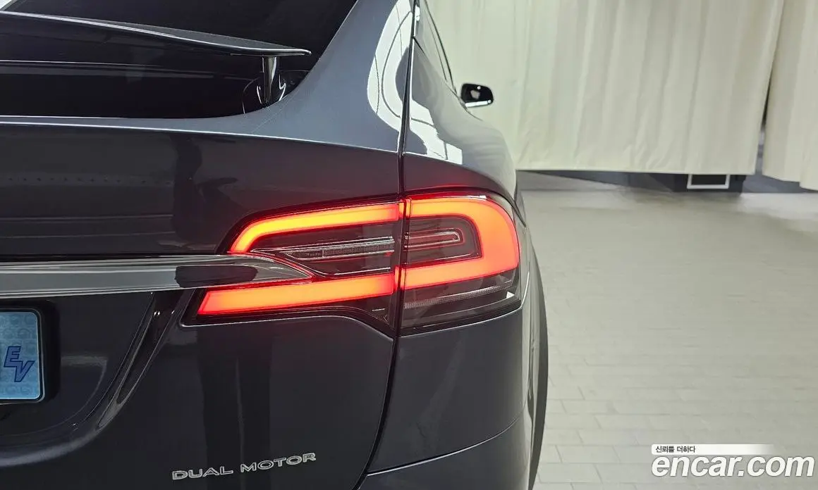 Tesla Model X 2020 0.3 автомат (гидро), фото 8 Tesla Model X 2020 0.3 автомат (гидро), фото 8