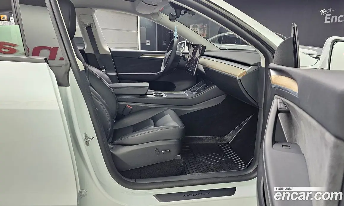 Tesla Model Y 2023 0.2 автомат (гидро), фото 15 Tesla Model Y 2023 0.2 автомат (гидро), фото 15