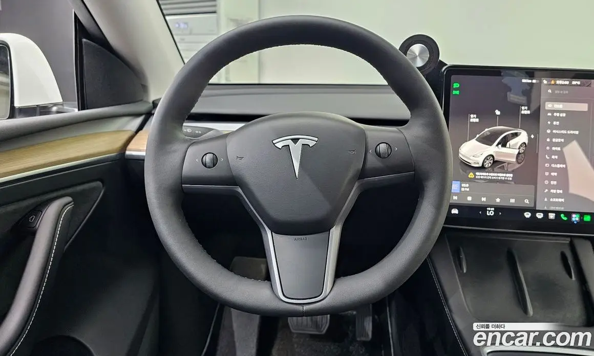 Tesla Model Y 2023 0.2 автомат (гидро), фото 18 Tesla Model Y 2023 0.2 автомат (гидро), фото 18