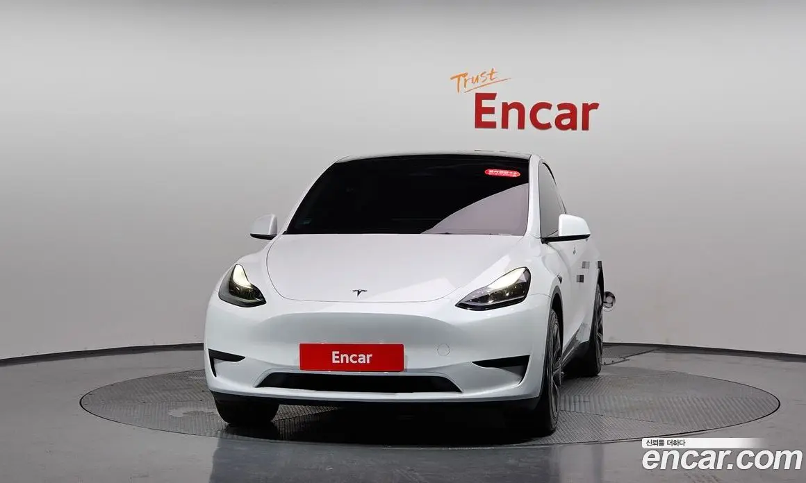 Tesla Model Y 2024 0.2 автомат (гидро), фото 2 Tesla Model Y 2024 0.2 автомат (гидро), фото 2