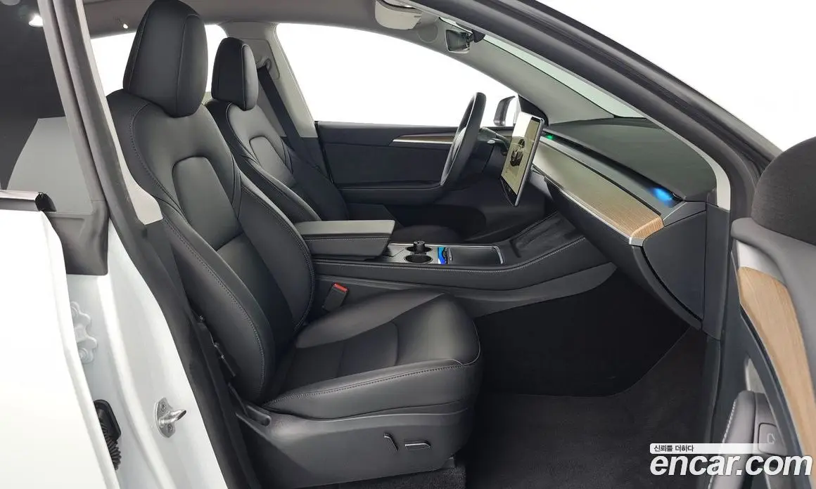 Tesla Model Y 2024 0.2 автомат (гидро), фото 16 Tesla Model Y 2024 0.2 автомат (гидро), фото 16