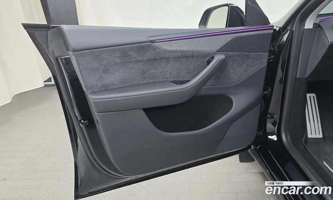 Tesla Model Y 2025 0.2 автомат (гидро), фото 14 Tesla Model Y 2025 0.2 автомат (гидро), фото 14
