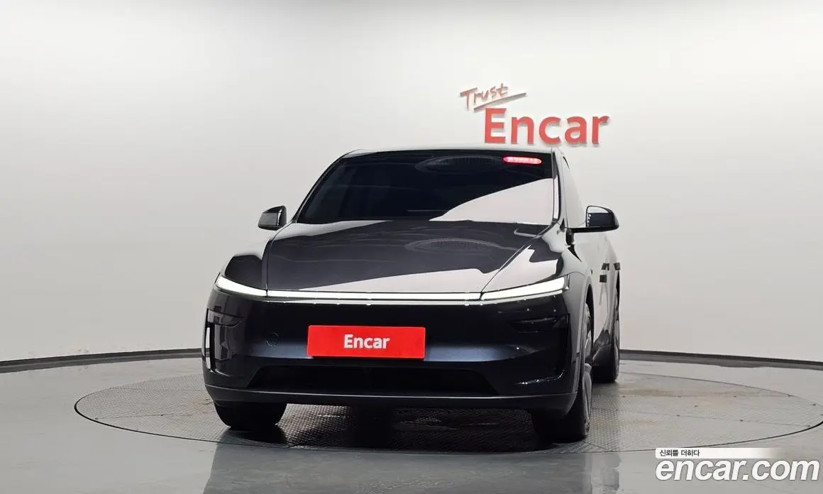 Tesla Model Y 2025 0.2 автомат (гидро), фото 2 Tesla Model Y 2025 0.2 автомат (гидро), фото 2