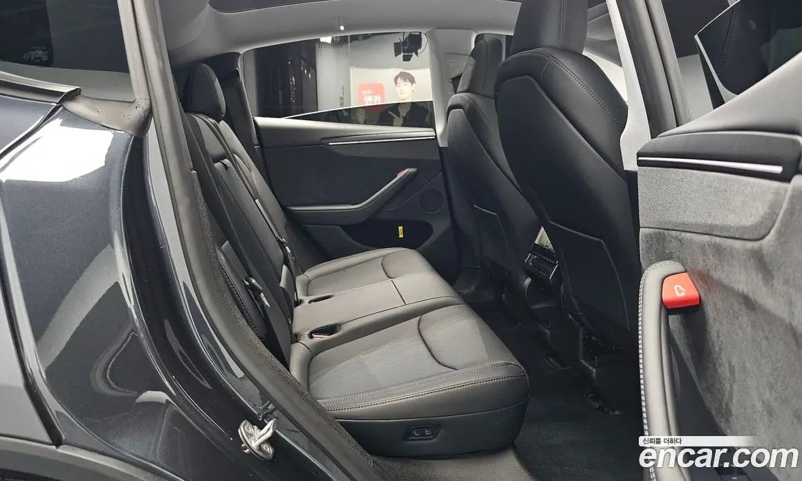 Tesla Model Y 2025 0.2 автомат (гидро), фото 16 Tesla Model Y 2025 0.2 автомат (гидро), фото 16
