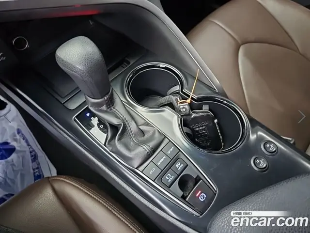 Toyota Camry 2019 2.5 автомат (гидро), миниатюра 9 Toyota Camry 2019 2.5 автомат (гидро), миниатюра 9