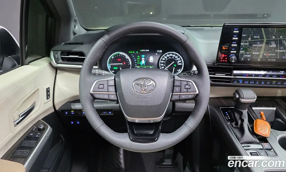 Toyota Sienna 2023 2.5 автомат (гидро), фото 13 Toyota Sienna 2023 2.5 автомат (гидро), фото 13