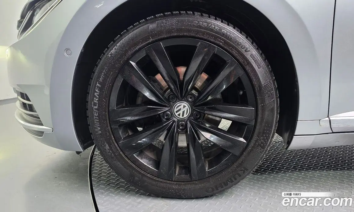 Volkswagen Arteon 2019 2.0 автомат (гидро), фото 5 Volkswagen Arteon 2019 2.0 автомат (гидро), фото 5