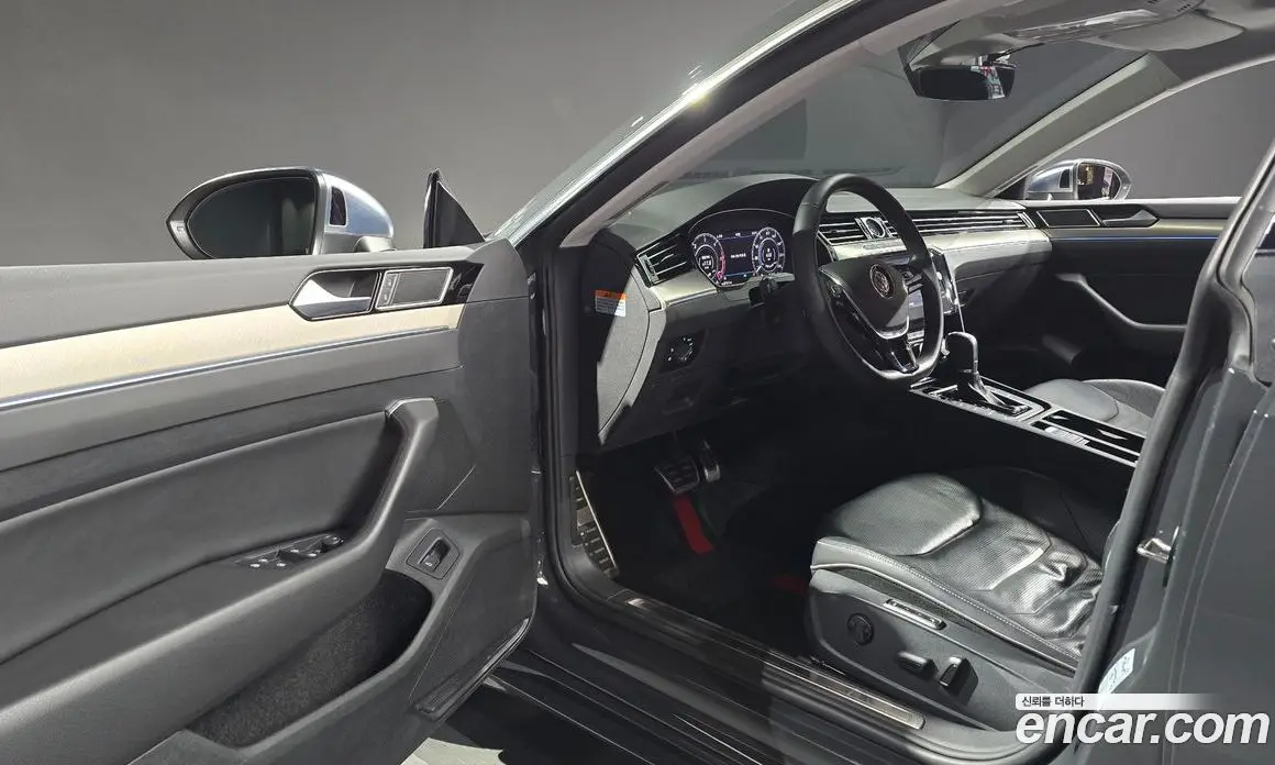 Volkswagen Arteon 2019 2.0 автомат (гидро), фото 10 Volkswagen Arteon 2019 2.0 автомат (гидро), фото 10