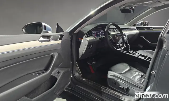 Volkswagen Arteon 2019 2.0 автомат (гидро), миниатюра 10 Volkswagen Arteon 2019 2.0 автомат (гидро), миниатюра 10