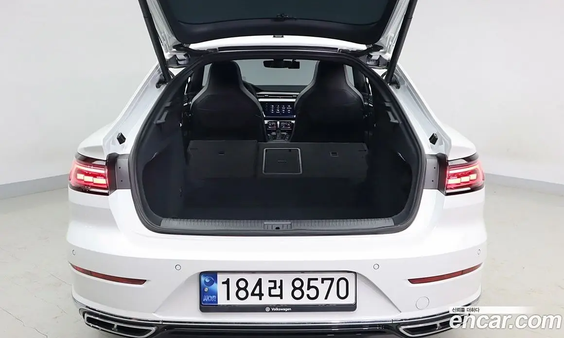 Volkswagen Arteon 2023 2.0 автомат (гидро), фото 13 Volkswagen Arteon 2023 2.0 автомат (гидро), фото 13