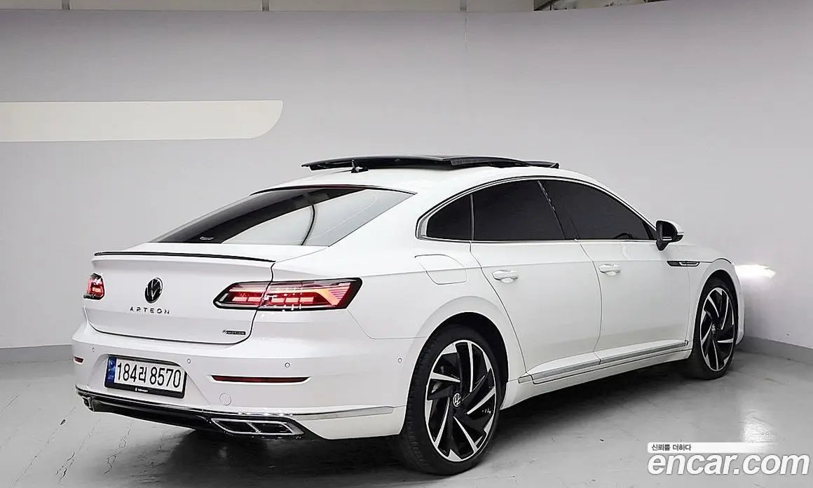 Volkswagen Arteon 2023 2.0 автомат (гидро), фото 4 Volkswagen Arteon 2023 2.0 автомат (гидро), фото 4