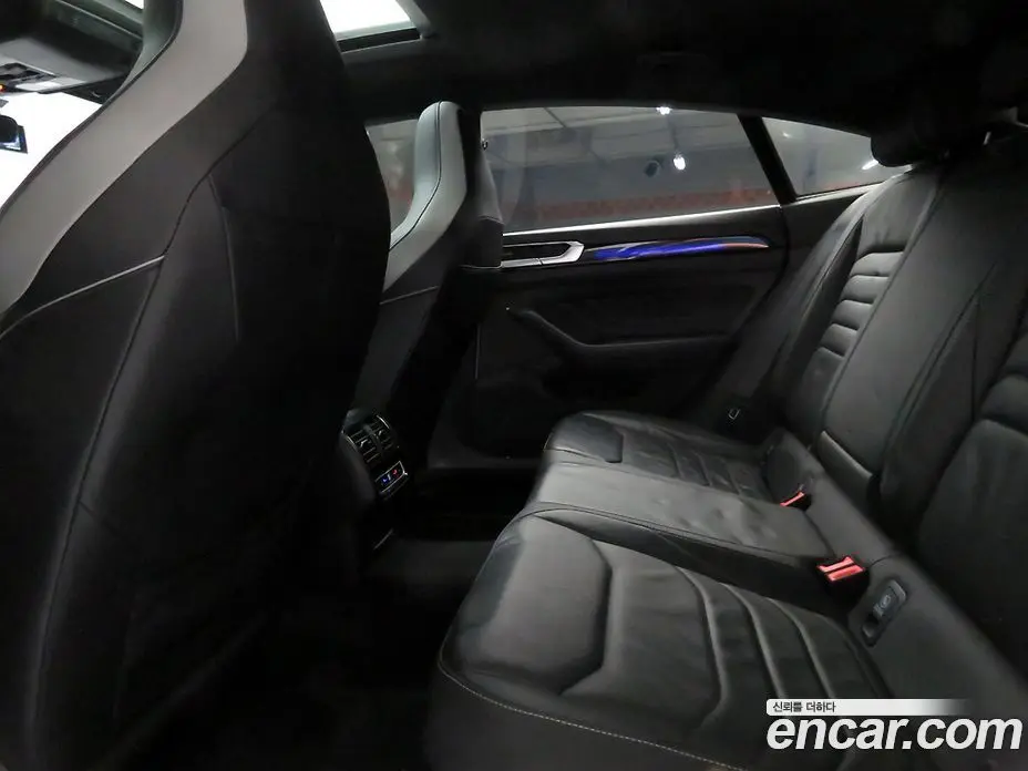 Volkswagen Arteon 2023 2.0 автомат (гидро), фото 6 Volkswagen Arteon 2023 2.0 автомат (гидро), фото 6