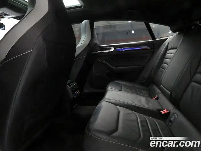Volkswagen Arteon 2023 2.0 автомат (гидро), миниатюра 6 Volkswagen Arteon 2023 2.0 автомат (гидро), миниатюра 6