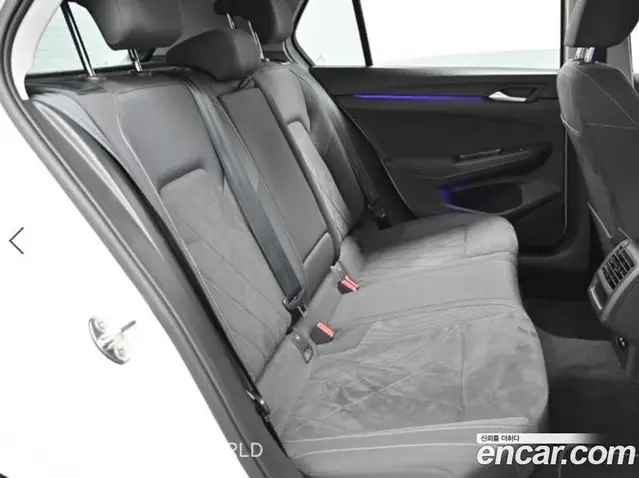 Volkswagen Golf 2022 2.0 автомат (гидро), миниатюра 12