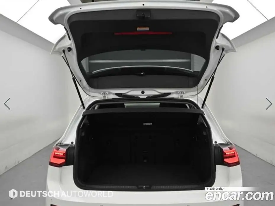 Volkswagen Golf 2022 2.0 автомат (гидро), фото 19 Volkswagen Golf 2022 2.0 автомат (гидро), фото 19