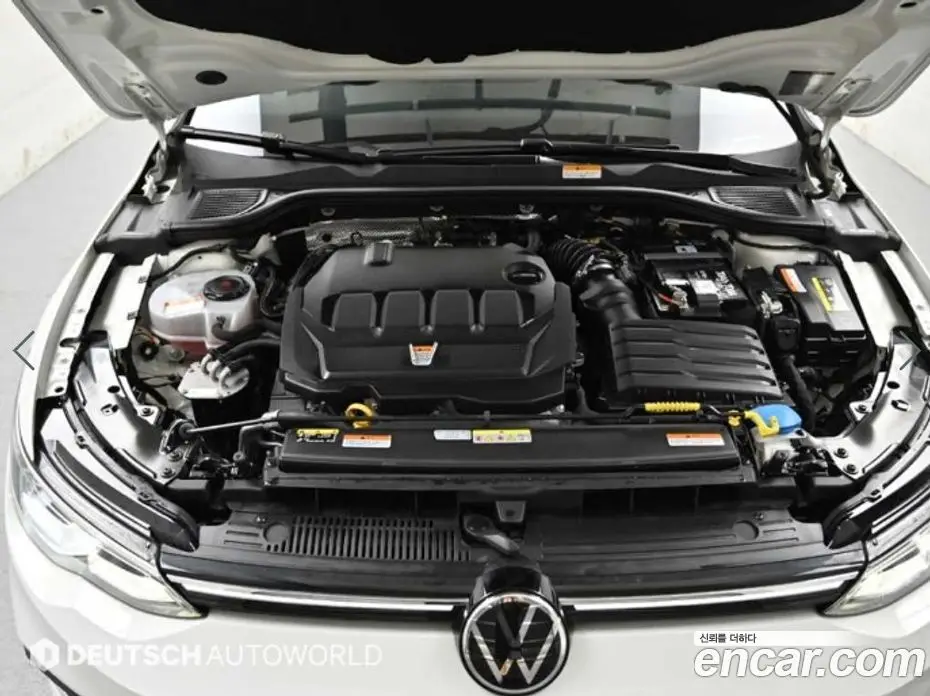 Volkswagen Golf 2022 2.0 автомат (гидро), фото 6 Volkswagen Golf 2022 2.0 автомат (гидро), фото 6