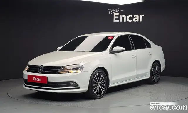 Volkswagen Jetta 2016 2.0 автомат (гидро), миниатюра 1 Volkswagen Jetta 2016 2.0 автомат (гидро), миниатюра 1