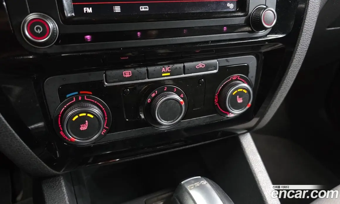Volkswagen Jetta 2016 2.0 автомат (гидро), фото 18 Volkswagen Jetta 2016 2.0 автомат (гидро), фото 18